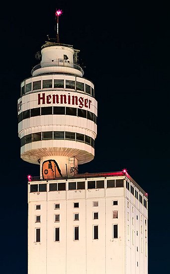 Henninger-Turm, 2009, 200 x 83 cm