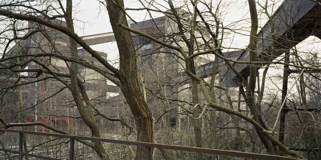 Duisburg-Bruckhaus, 2003, ca. 41 x 82 cm