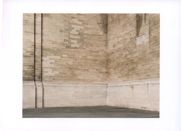 Gebudeecke - Building Corner 1999, C-Print, 95 x 115 cm